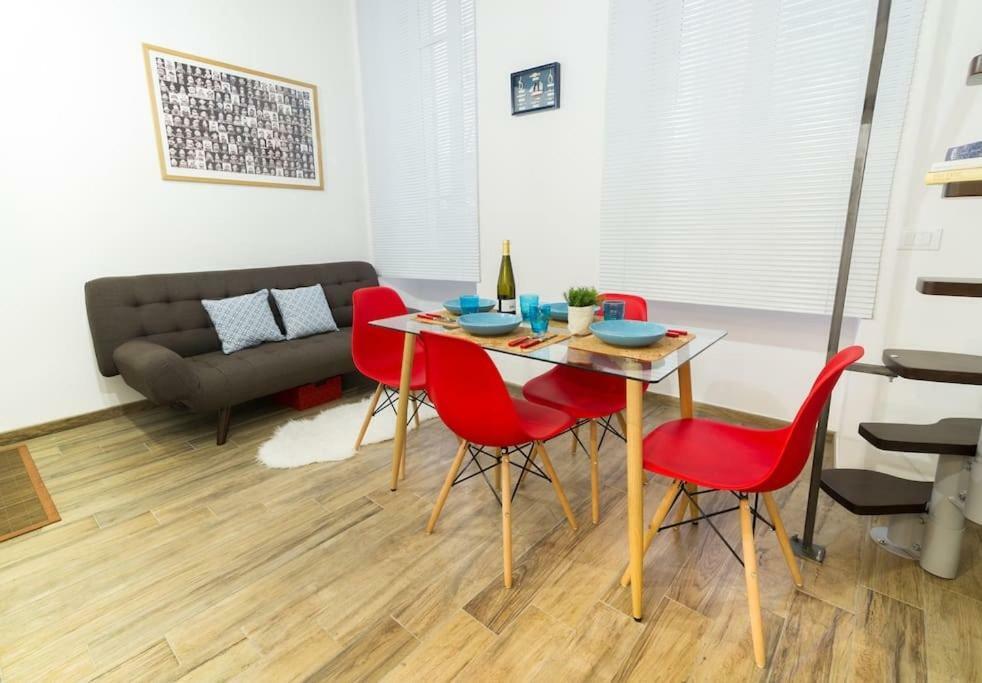 Appartamento Miniloft Rosso · Mini-Loft Sanremo Centro. Wifi&Aria condizionata Esterno foto